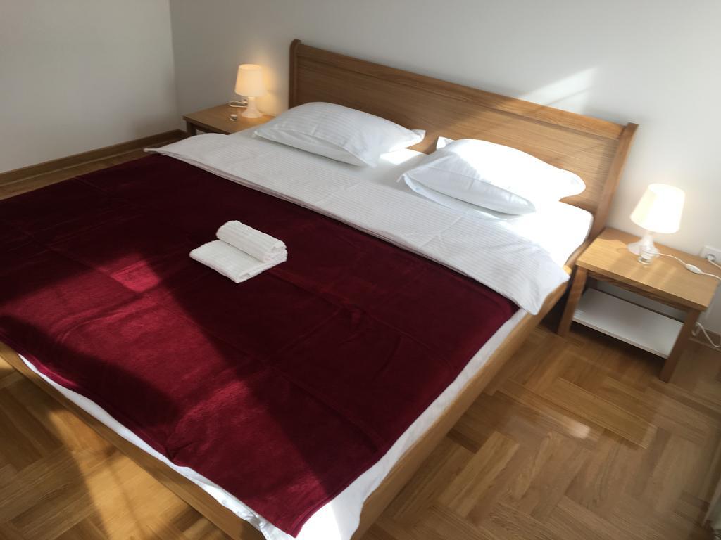 Apartment Triton Belgrado Esterno foto